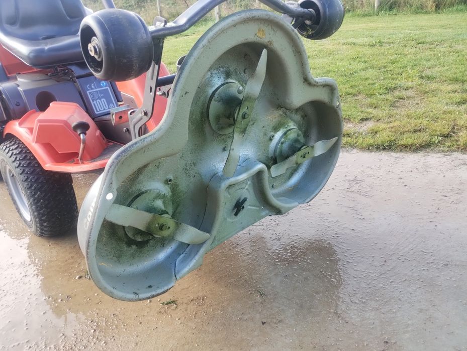 Husqvarna rider r13c