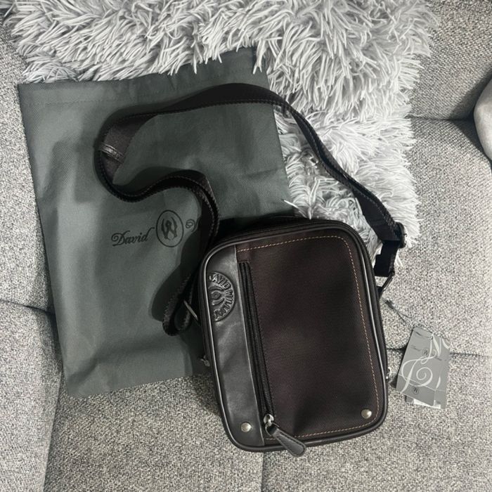 Bolsa homem David William nova – pele e nylon
