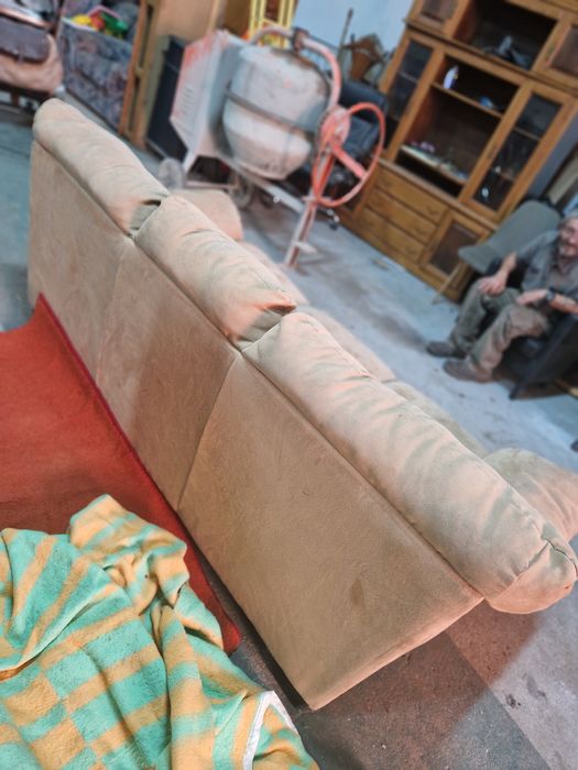 Sofá cama em hom estado