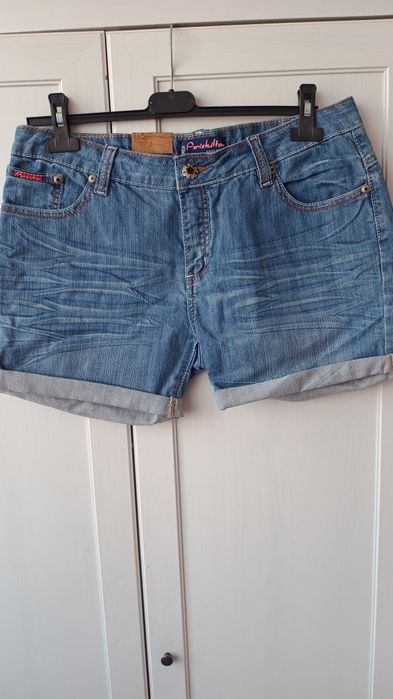 Jeansowe spodenki z mankietami xl