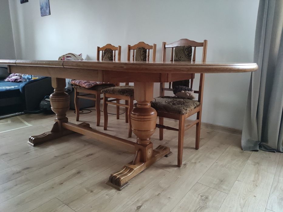 Stół do salonu/jadalni + 6 krzesel gratis!