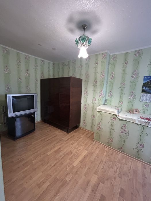 Продаж будинку в місті