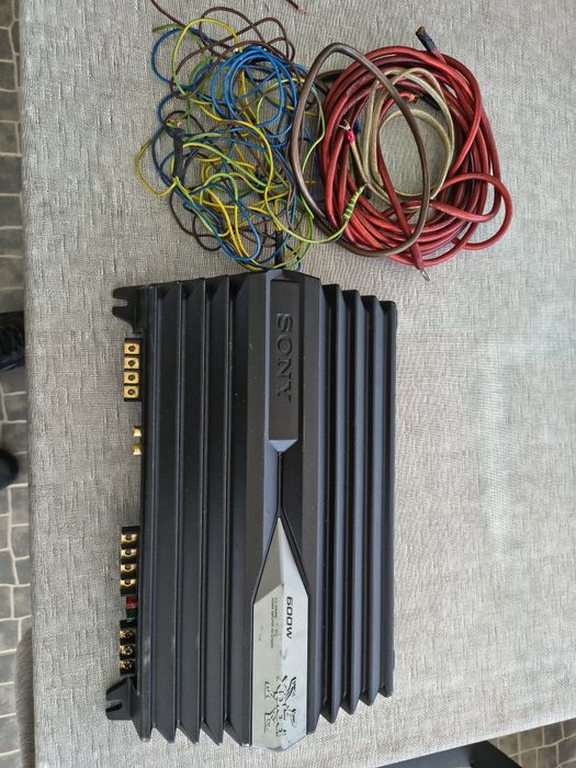 Amplificador auto Sony xplod 600w
