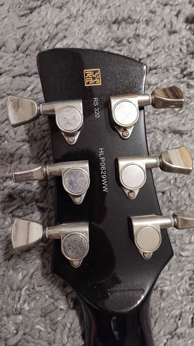 Gitara yamaha revstar
