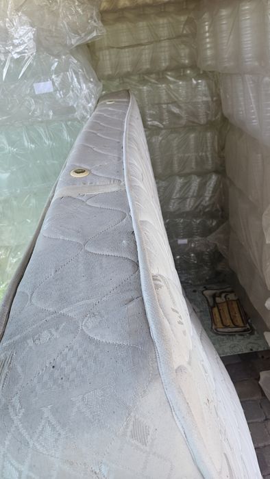Матрас б/у 1.6×2, матрац