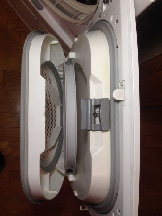 Сушка для одягу,білизни/сушильна машина AEG Lavatherm 
Model-T56820
