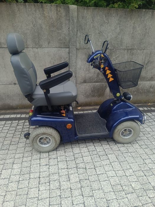 Skuter wózek elektryczny