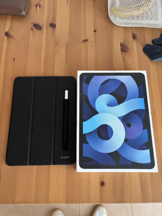 iPad Air 4ª Geração (Wi-Fi) + Apple Pencil
