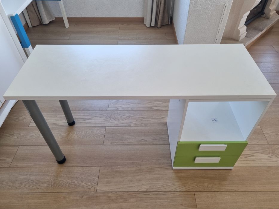 Secretária 138cm Reversível com Gavetas – Excelente Estado - Setubal