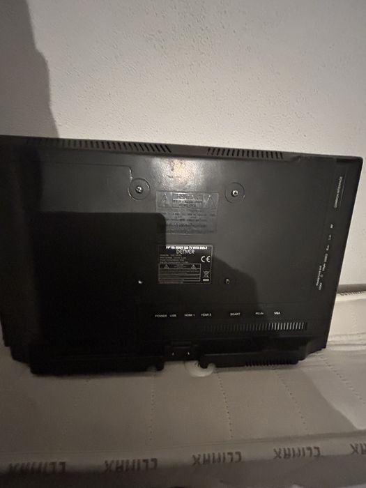 Caixa de transporte para antena parabólica e TV 19’’