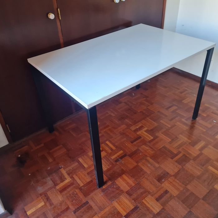 Mesa  de  jantar 120*80 cm