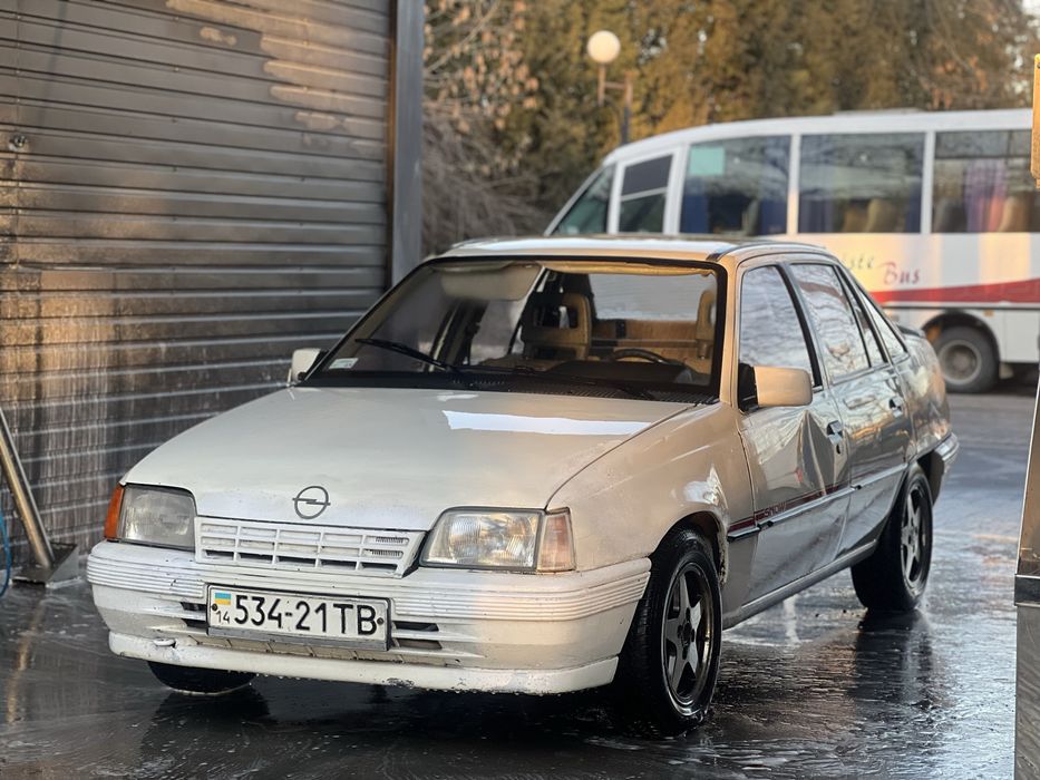 Opel kadet 1,6 Повністю справний