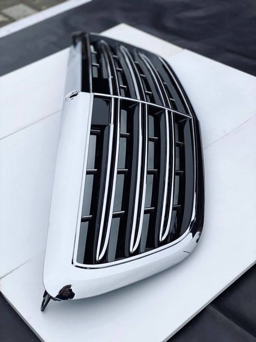 Решетка радиатора Mercedes Benz W222 Рестайлинг под камеру А2228801315
