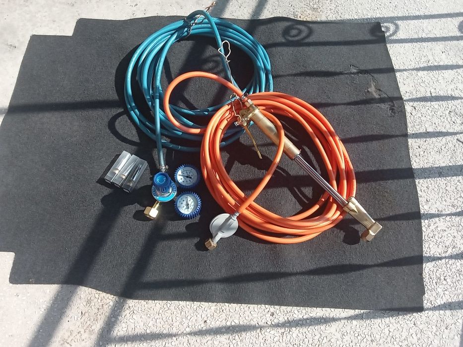 Zestaw do cięcia palnikiem tlen-propan butan.