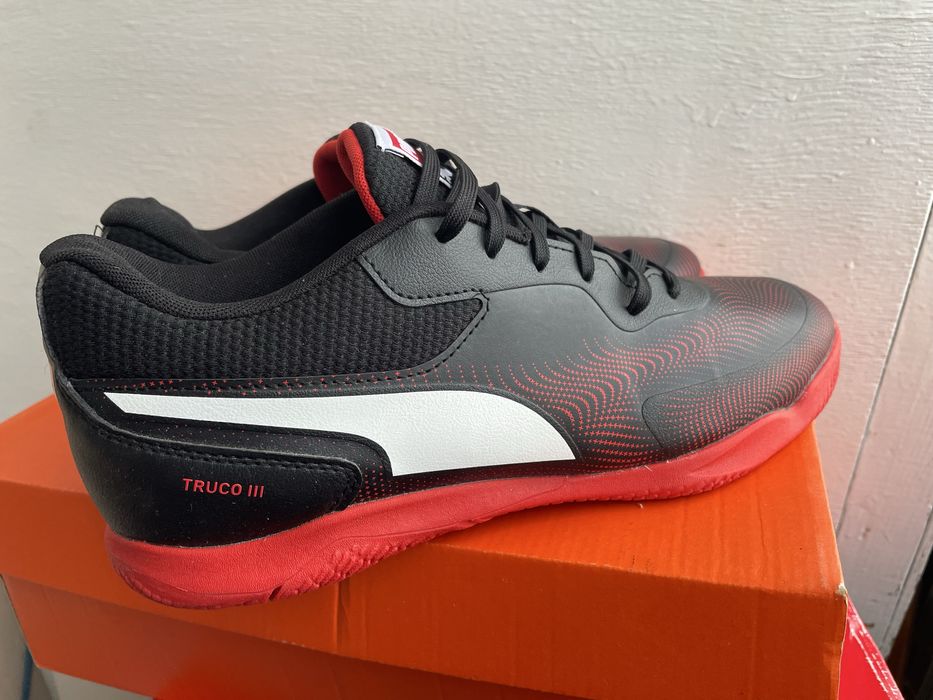 Футзалки Puma 41-42 розмір 26-26,5см бампи сороконожки кроссовки