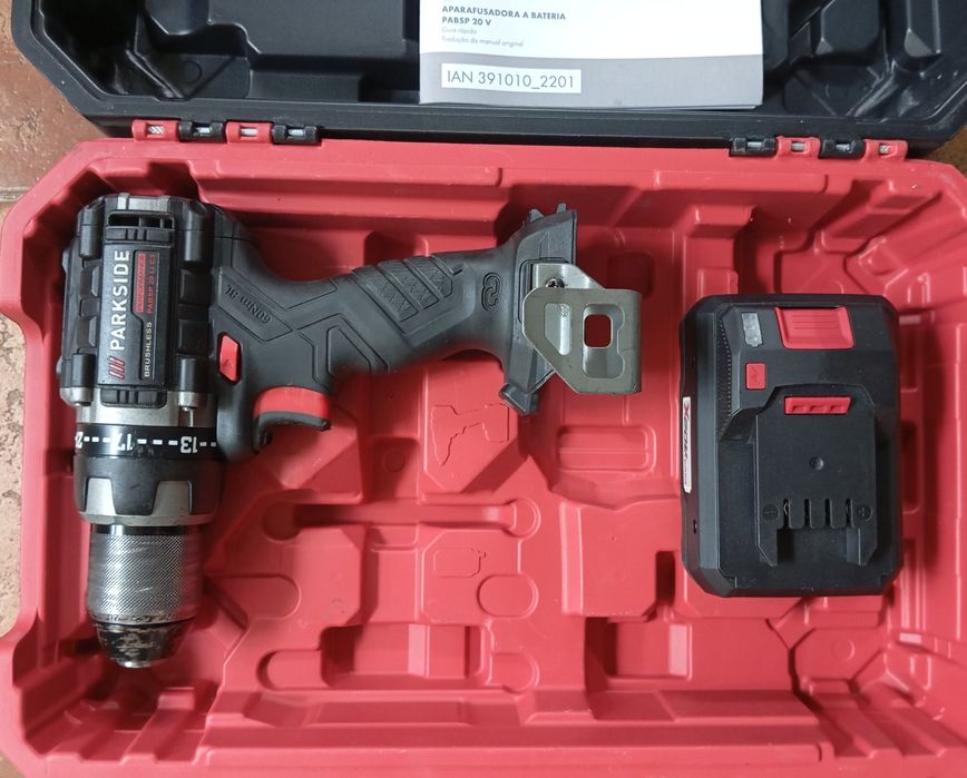 Aparafusadora Parkside Performance 20V 60Nm com bateria Smart 4Ah