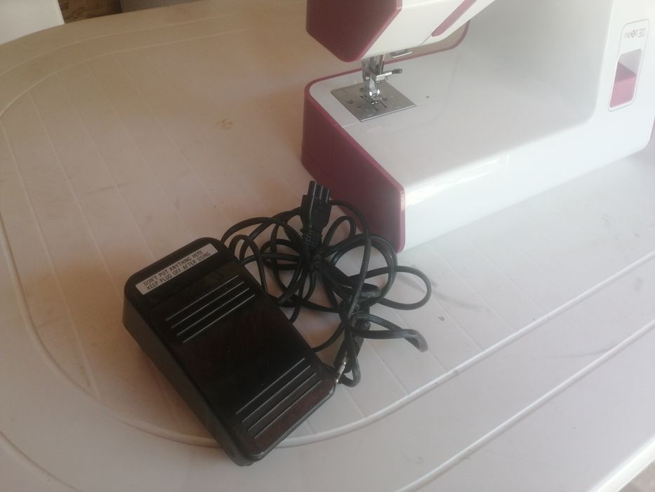 Máquina de costura Alfa Next 30