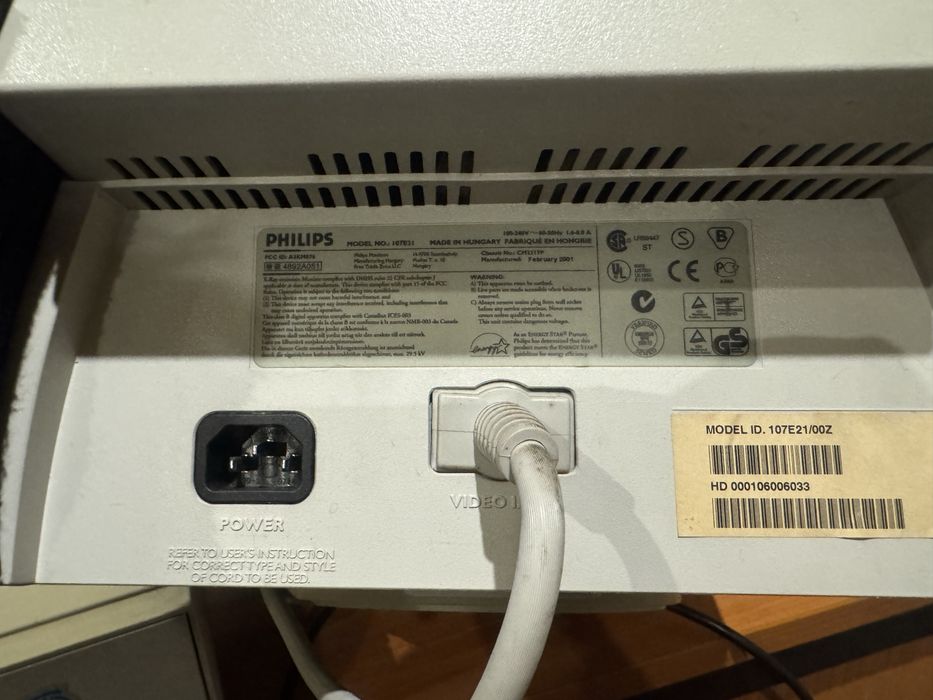 ** Monitor CRT 17 Philips **