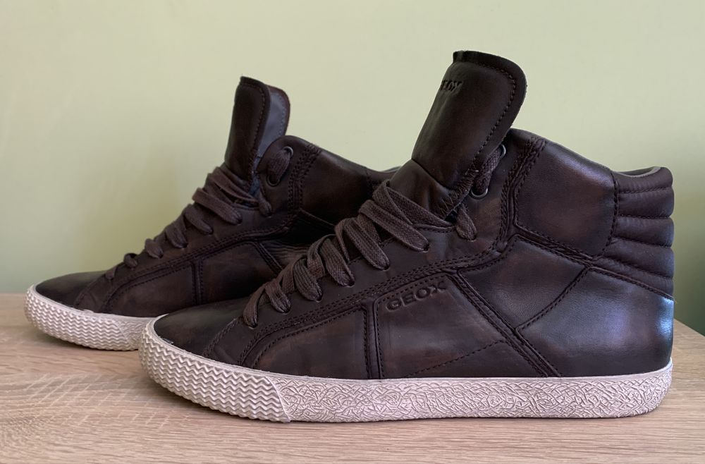 Кроссовки nike adidas diadora geox  asics