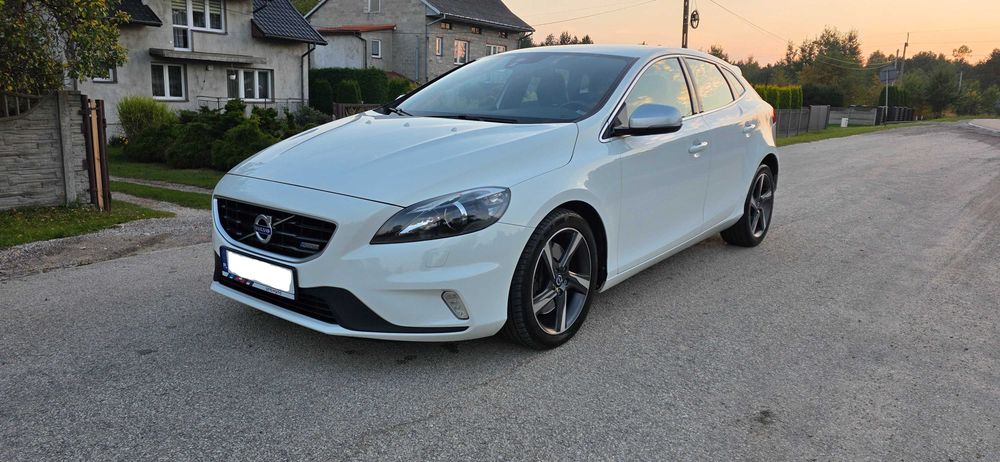 Volvo V40 D4 2.0D 190KM 2015r AUTOMAT