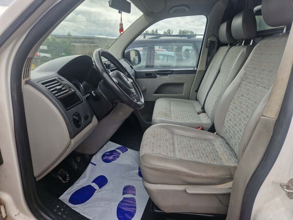 Volkswagen T5 2.0 TDI 84KM 2010 LIFT