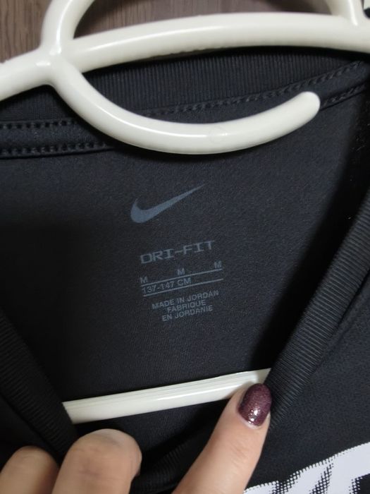Sprzedam 2 T-shirty z długim rękawem firmy Nike/Jordan