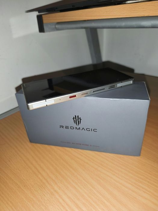 Redmagic 11 Pro 16GB+512GB / Subzero