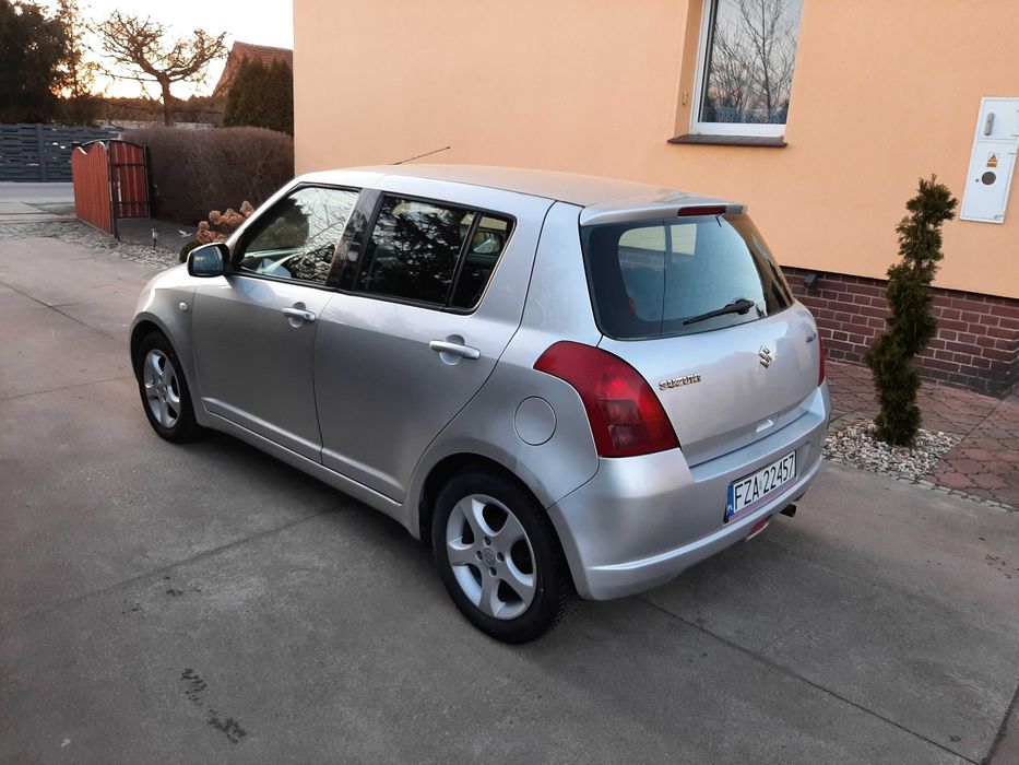 Suzuki Swift 5 drzwi kima