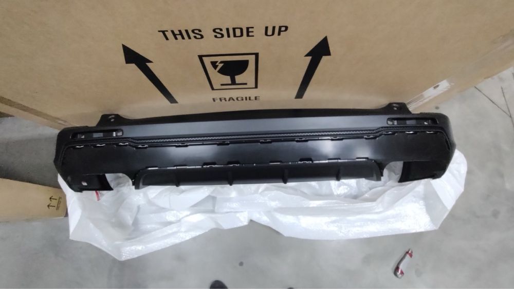 Бампер задній Honda CR-V 2023 2024 71501-3D4-A00