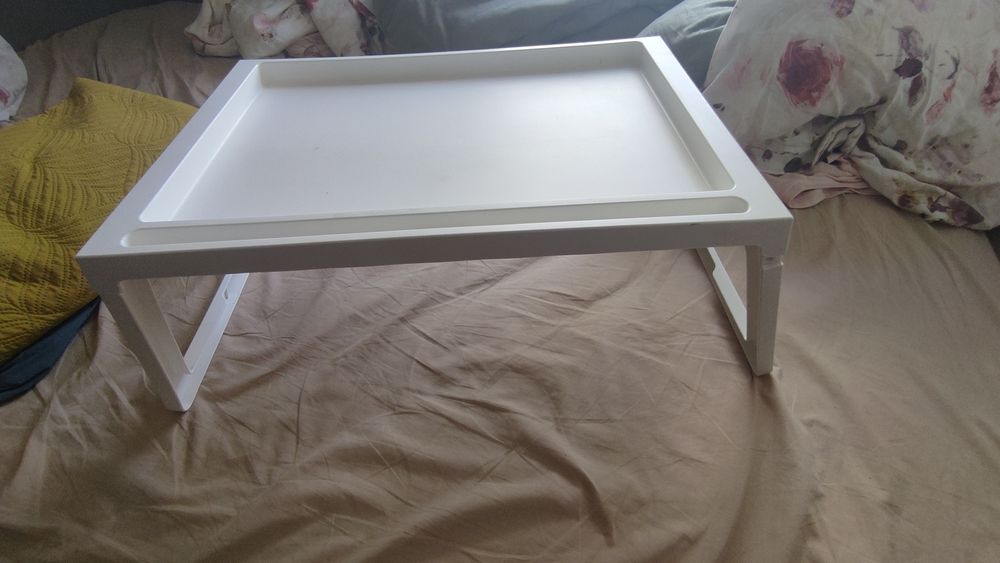 Tabuleiro de cama / Bed Tray