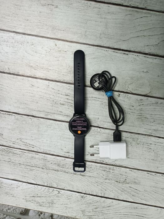 Смарт часы Samsung Galaxy Watch Activ 2 (E75C)