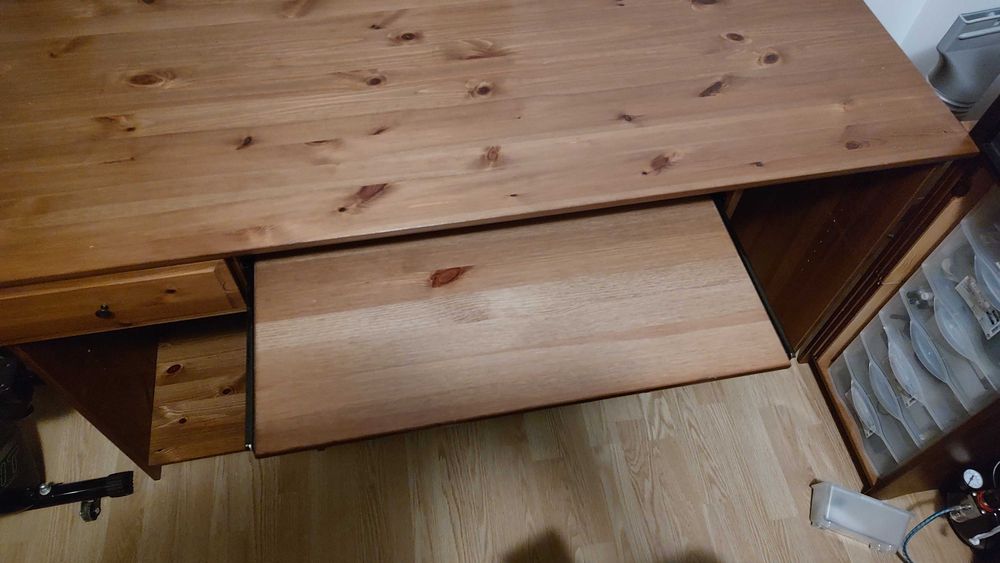 Secretaria Ikea Matteus em Pinho