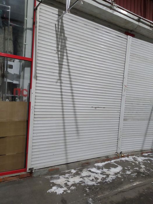 Жалюзи на двери, ролети б/у 1500 х 2500 Толстые