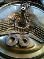 Крестовины Miele и др. запчасти.