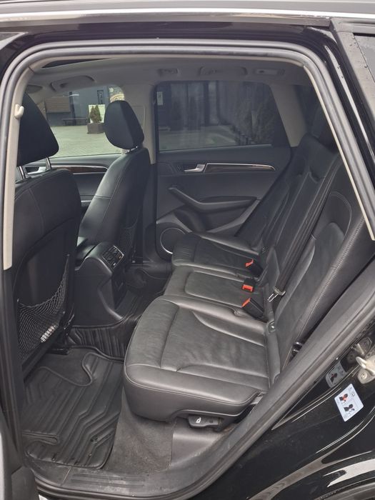 Audi Q5 Premium Plus 2012 Black