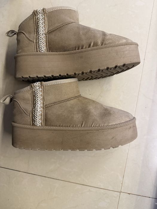 Buty typu Emu ….beż