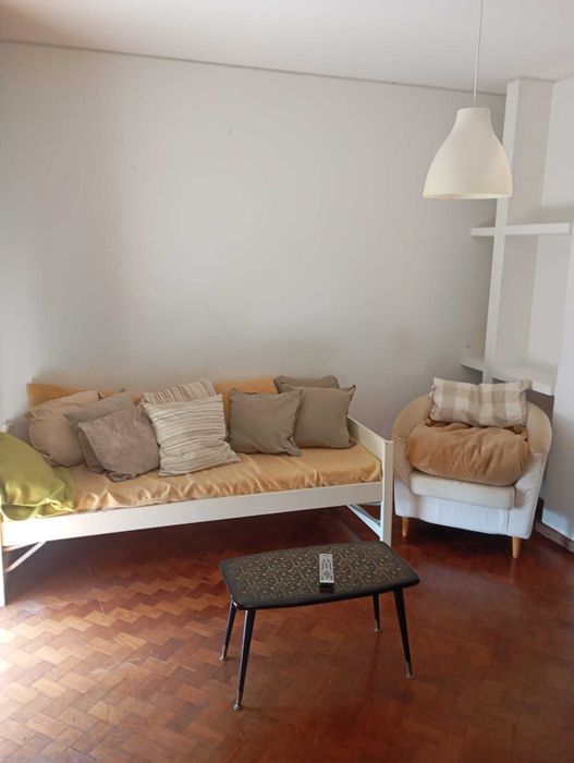 Arrendamento de apartamento T5, no Porto