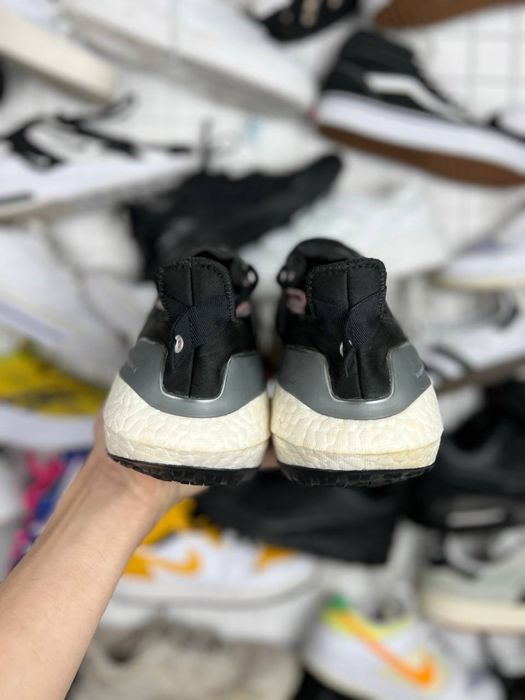 Кроссовки Adidas UltraBoost р(41)