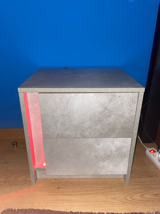 Mesa de cabeceira com led