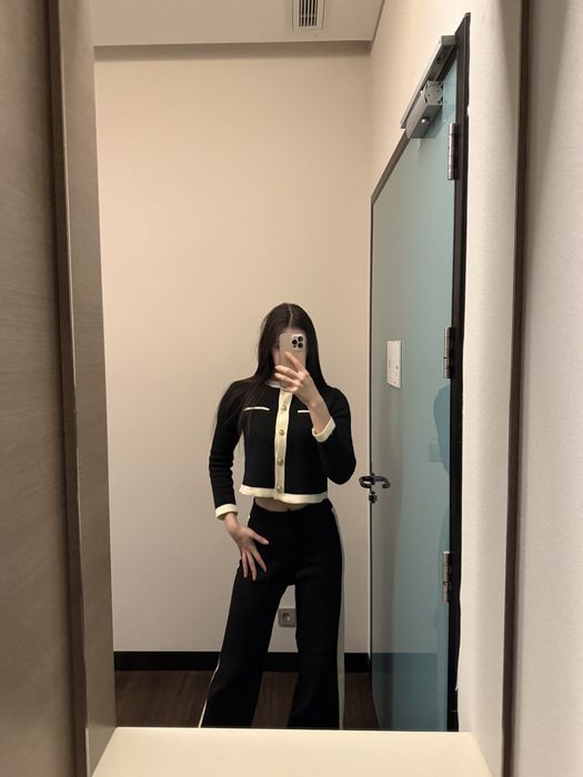 Костюм елегантний теплий