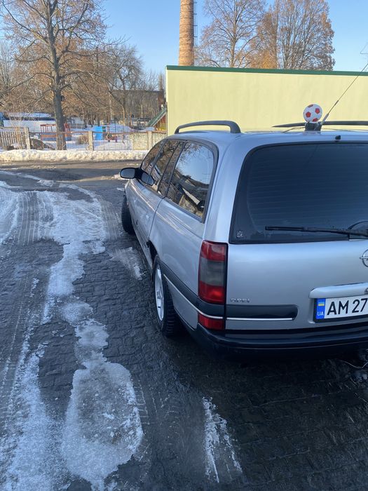 Opel Omega B 2.0 16V