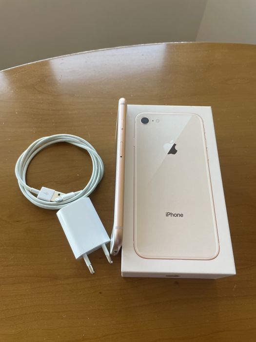 iPhone 8 dourado  - 64Gb