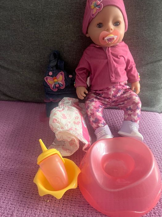 Лялька Baby Born