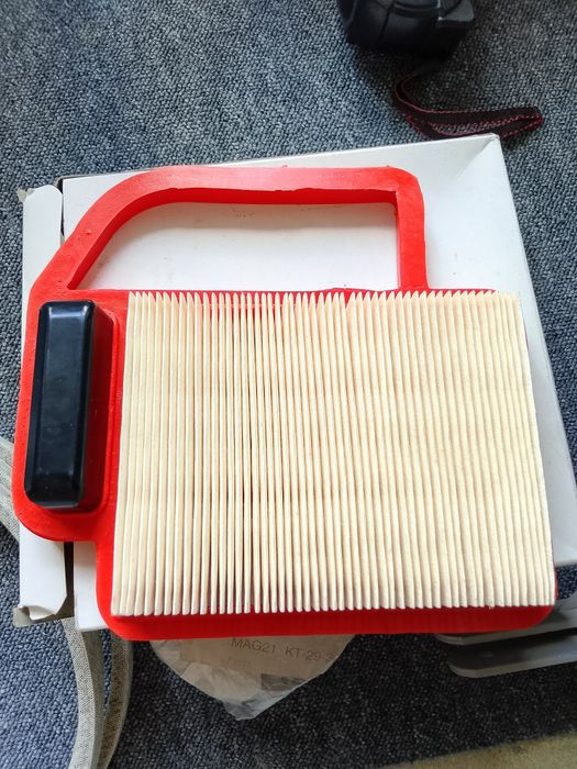 Sprzedam filtr powietrza nowy kohler.