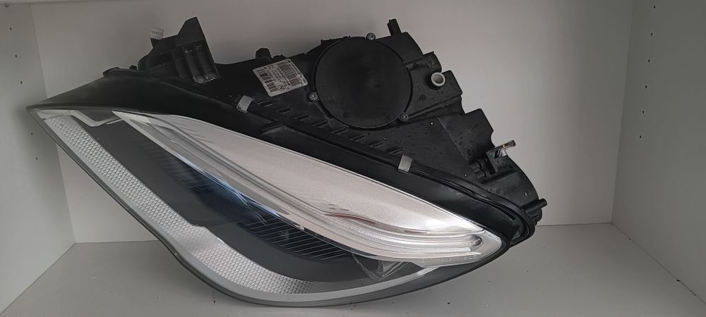 Farol BMW 6 LCI Full LED Adaptativo esquerdo