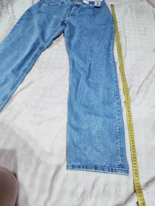 Spodnie Slim fit