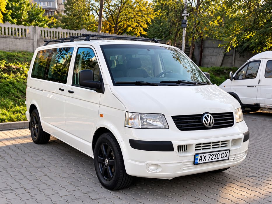 Volkswagen Transporter  T5 2005 1.9 мех пасажир