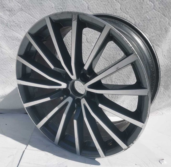 Felga aluminiowa 8,5Jx19 Audi A4 A5 A7 S5 S7 5x112 ET32