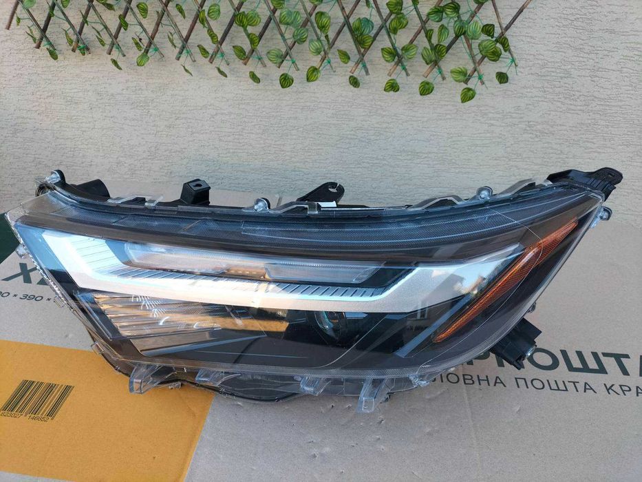 фара Toyota RAV4 USA 811500R350 2022 2023 2024 2025 Оригінал США