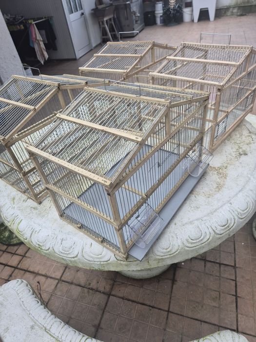 Gaiola para pássaros